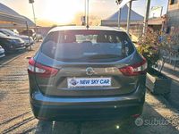 Usata Nissan Qashqai Acenta 131 CV (96 kW) 2014 Grigio SUV