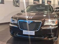 Usata Lancia Thema 239 CV (175 kW) 2011 Marrone Berlina