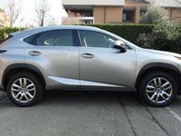 Usata Lexus NX300h Executive Line 155 CV (114 kW) 2018 Grigio SUV