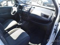 Usata Fiat Doblò 101 CV (74 kW) 2012 Bianco Monovolume