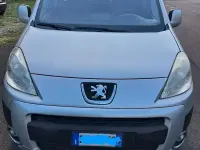 Usata Peugeot Partner Tepee 109 CV (80 kW) 2009 Grigio Monovolume