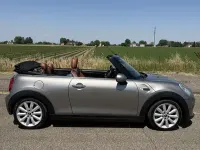 Usata Mini Cooper D Cabriolet Hype 116 CV (85 kW) 2016 Grigio Cabrio