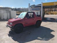 Usata Suzuki Vitara 75 CV (55 kW) 1989 Rosso SUV