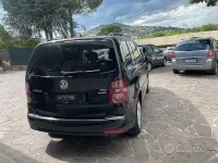Usata VW Touran Trendline 150 CV (110 kW) 2010 Nero Monovolume