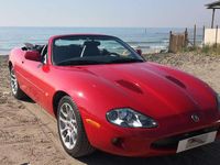 Usata Jaguar XKR 363 CV (266 kW) 1998 Rosso Cabrio