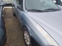 Usata Alfa Romeo 156 Distinctive 140 CV (102 kW) 2004 Grigio Berlina