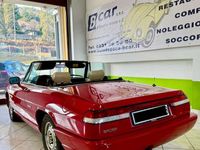 Usata Alfa Romeo Spider 106 CV (77 kW) 1990 Rosso alfa Cabrio