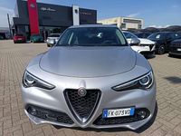 Usata Alfa Romeo Stelvio Executive 180 CV (132 kW) 2017 Argento SUV