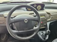 Usata Lancia Ypsilon 69 CV (50 kW) 2004 Antracite pastello Utilitaria