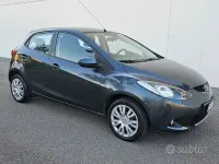 Usata Mazda 2 75 CV (55 kW) 2008 Bluazzurro Utilitaria