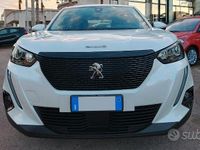 Usata Peugeot 2008 Active 102 CV (75 kW) 2021 Bianco SUV