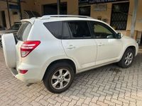 usata Toyota RAV4 RAV 42.2 D-4D 150 CV DPF PDC