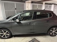 Usata Peugeot 208 Allure 75 CV (55 kW) 2016 Utilitaria