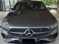 Usata Mercedes A180 Advanced Plus 116 CV (85 kW) 2025 Grigio Berlina