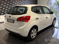 Usata Kia Venga LX 77 CV (56 kW) 2010 Bianco Utilitaria