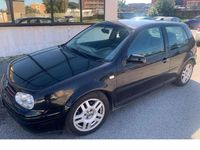 Usata VW Golf IV Highline 116 CV (85 kW) 2001 Berlina
