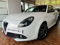 Usata Alfa Romeo Giulietta Super 120 CV (88 kW) 2017 Bianco Utilitaria