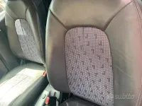 Usata Mercedes A160 102 CV (75 kW) 1998 Grigio Utilitaria