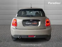 Usata Mini Cooper D 116 CV (85 kW) 2019 Beige Utilitaria