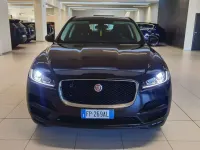 Usata Jaguar F-Pace Pure 179 CV (131 kW) 2018 Santorini black SUV