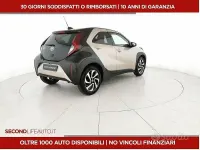 Usata Toyota Aygo X Lounge 72 CV (52 kW) 2023 Beige SUV