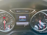 Usata Mercedes GLA200 136 CV (100 kW) 2017 Grigio SUV