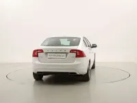 Usata Volvo S60 Kinetic 190 CV (139 kW) 2018 Bianco Berlina