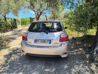 Usata Toyota Auris 90 CV (66 kW) 2011 Grigio Berlina