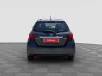 Usata Toyota Yaris Business Edition 69 CV (50 kW) 2017 Grigio Berlina
