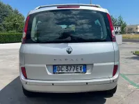 Usata Renault Espace Dynamique 149 CV (109 kW) 2006 Argento Monovolume