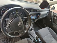 usata Toyota Auris Hybrid 1.8 Hybrid 5 porte Lounge