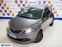 usata Lancia Ypsilon 1.0 FireFly 5 porte S&S Hybrid Ecochic Gold del 2022 usata a Calusco d'Adda