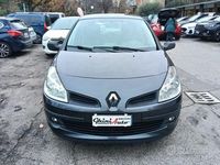 Usata Renault Clio II Dynamique 75 CV (55 kW) 2006 Grigio Berlina