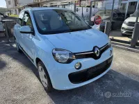 Begagnad Renault Twingo SE 71 HK (52 kW) 2015 Grå Halvkombi