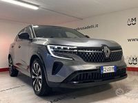 Usata Renault Austral Techno 200 CV (147 kW) 2025 Grigio SUV