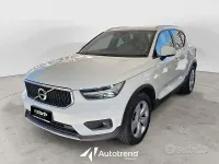 Usata Volvo XC40 Momentum 150 CV (110 kW) 2018 Bianco SUV