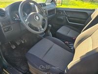 Usata Suzuki Jimny 84 CV (61 kW) 2011 Verde SUV