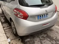 Usata Peugeot 208 Allure 82 CV (60 kW) 2012 Grigio Utilitaria