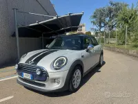 Usata Mini Cooper D Hype 116 CV (85 kW) 2017 Grigio metallizzato Utilitaria