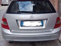 Usata Mercedes C220 Classic 170 CV (125 kW) 2009 Argento Station wagon
