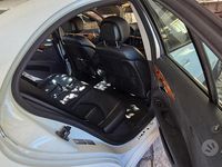 Usata Mercedes E220 150 CV (110 kW) 2006 Bianco Berlina