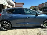 Usata Ford Focus ST-Line 151 CV (111 kW) 2019 Blu Berlina