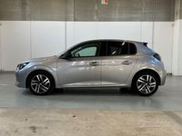 Usata Peugeot 208 Allure 101 CV (74 kW) 2023 Grigio Utilitaria