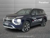 Nuova Mitsubishi Outlander P-HEV Intense 136 CV (100 kW) 2026 Blu SUV