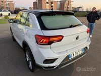 Usata VW T-Roc Advance 116 CV (85 kW) 2019 Bianco SUV