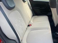 Usata Fiat Panda Lounge 69 CV (50 kW) 2012 Rosso Utilitaria