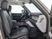 Usata Land Rover Defender SE 200 CV (147 kW) 2022 Verde SUV