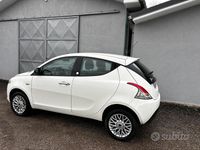 Usata Lancia Ypsilon 2015 Bianco Utilitaria