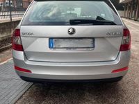 Usata Skoda Octavia Ambition 105 CV (77 kW) 2014 Argento Station wagon