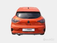 Käytetty Renault Clio V Esprit Alpine 91 HP (66 kW) 2025 Oranssi Sedan